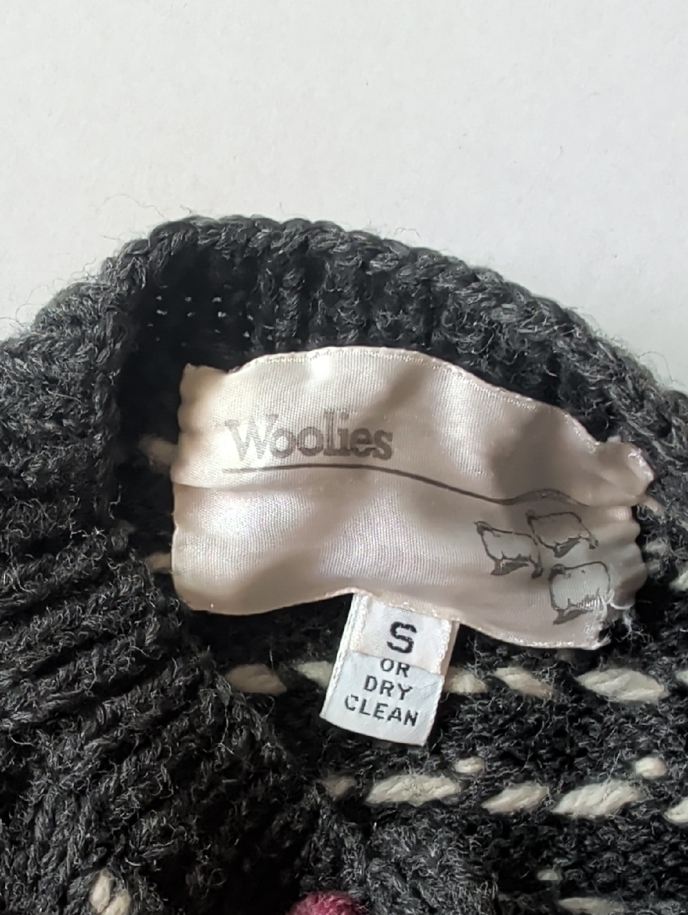 Woolies Women's Charcoal Gray Knit Cardigan with Pink Heart Accents - Picture 2 of 5